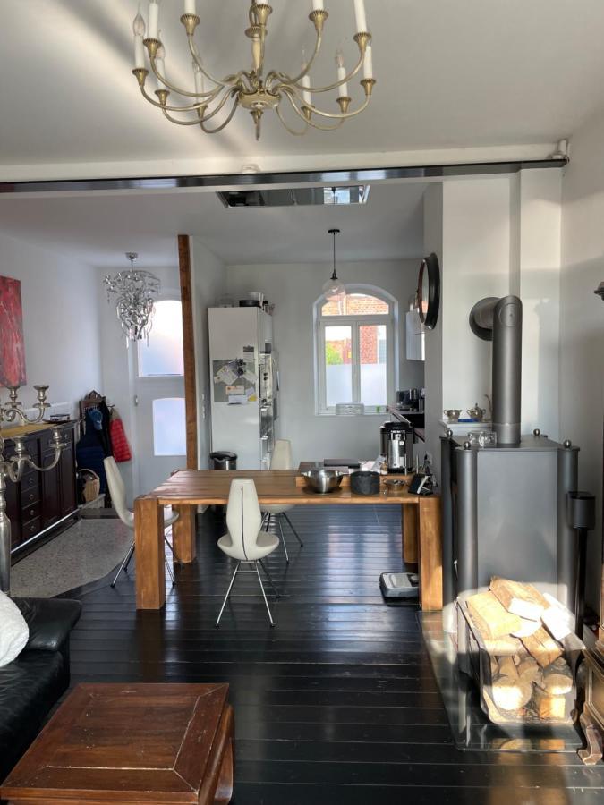Appartement Denkmalgeschuetztes Schmuckstueck à Düsseldorf Extérieur photo